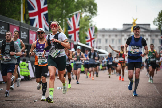 London Marathon runner Lucy Burrows, Owner of Athletica Therapy and contributor to The Women's Health Club Magazine, The Edit.